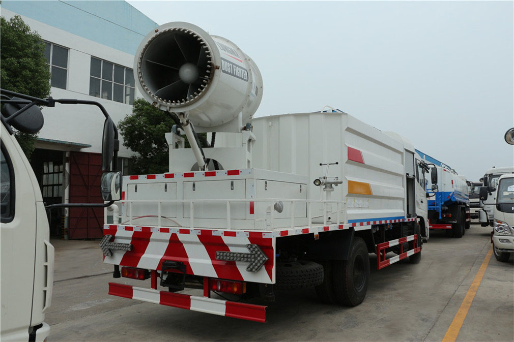 東風(fēng)天錦CLW5162TDYD5多功能抑塵車車型簡(jiǎn)介