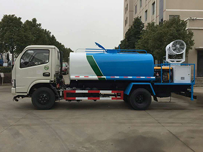 東風國五小福瑞卡抑塵車