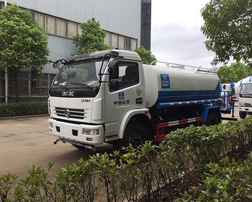 東風國五8噸多利卡噴霧機