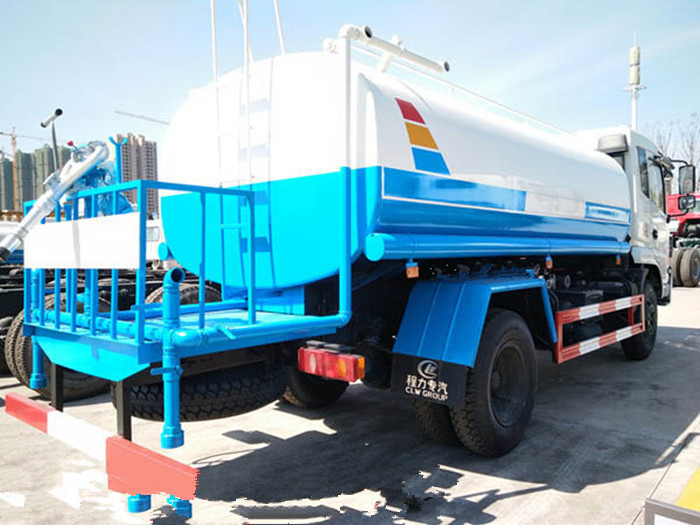 東風(fēng)8.5方大多利卡灑水車 國五(v)