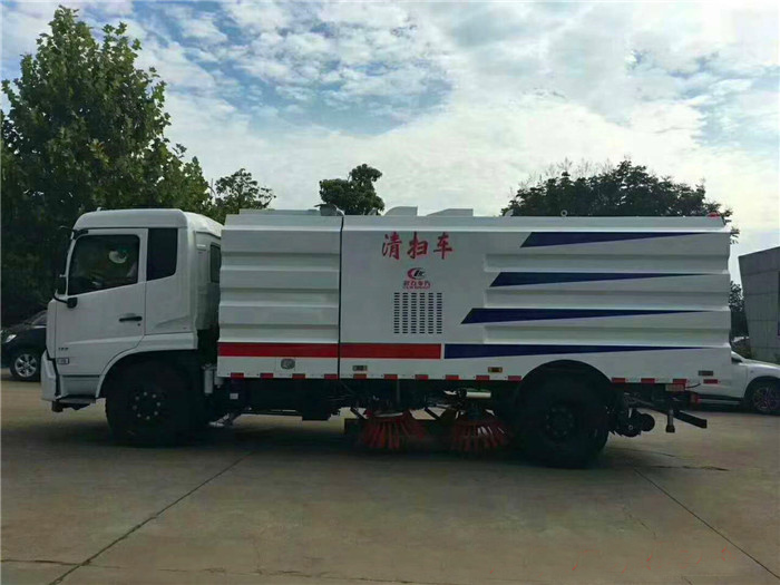 東風天錦掃路車(12方)
