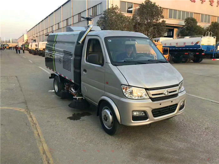 長安掃路車(2.5噸)