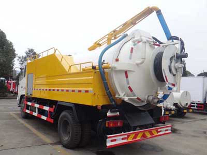 東風(fēng)天錦清洗吸污車(12方)