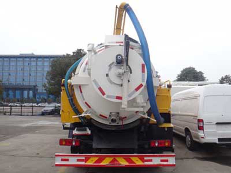 東風(fēng)天錦清洗吸污車(12方)