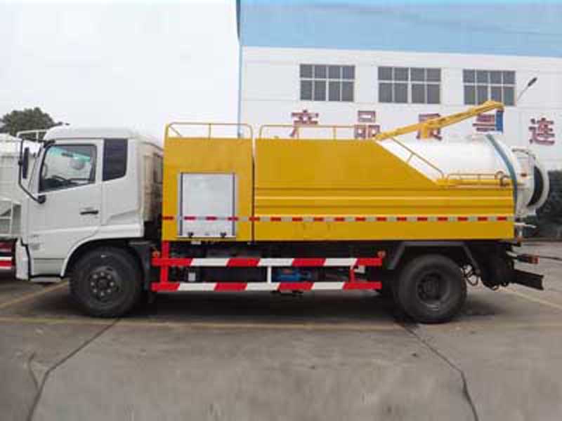 東風(fēng)天錦清洗吸污車(12方)