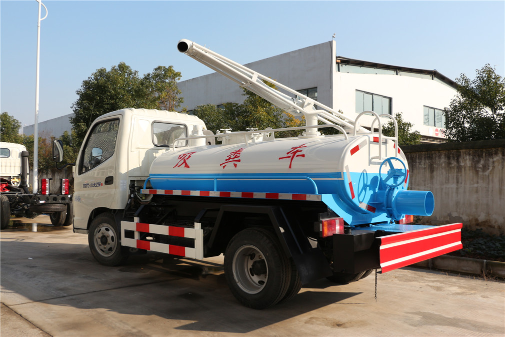 福田時代藍牌吸糞車(2.2方)