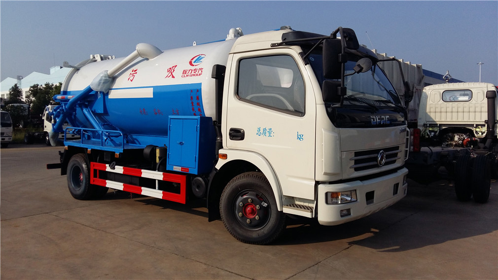 東風大多利卡吸污車(8方)