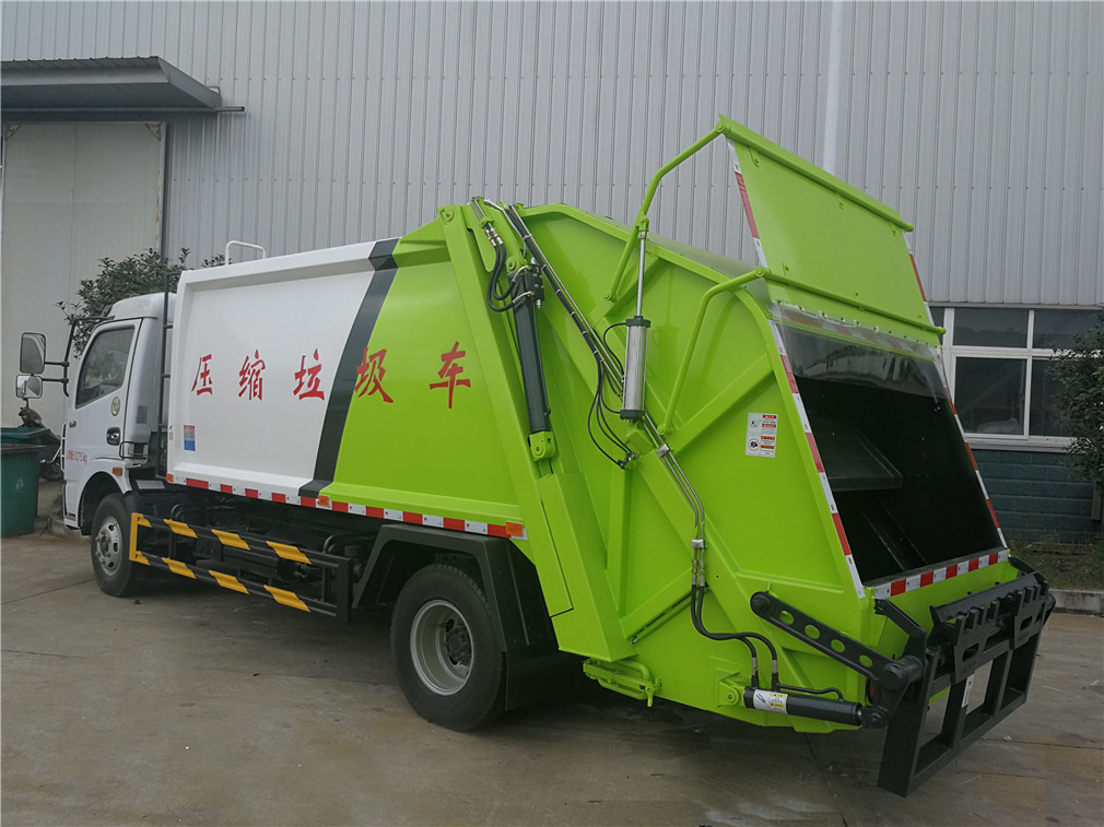 東風多利卡(8方)壓縮式垃圾車