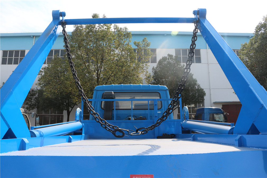 東風145(10方)擺臂式垃圾車