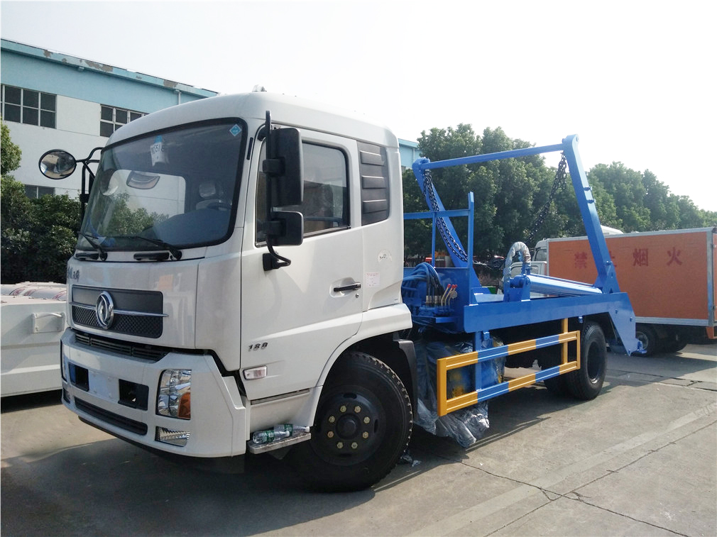 東風天錦(12方)擺臂式垃圾車