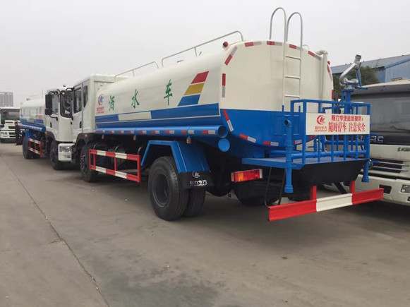 東風新款T5-15噸灑水車