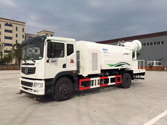 東風新款T5-15噸灑水車