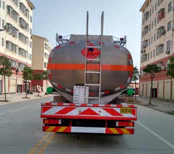 程力威牌CLW5310GYYLC5型鋁合金運油車