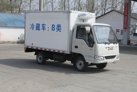 程力威牌CLW5031XLCJ5型冷藏車(chē) 程力威牌CLW5031XLCJ5型冷藏車(chē)