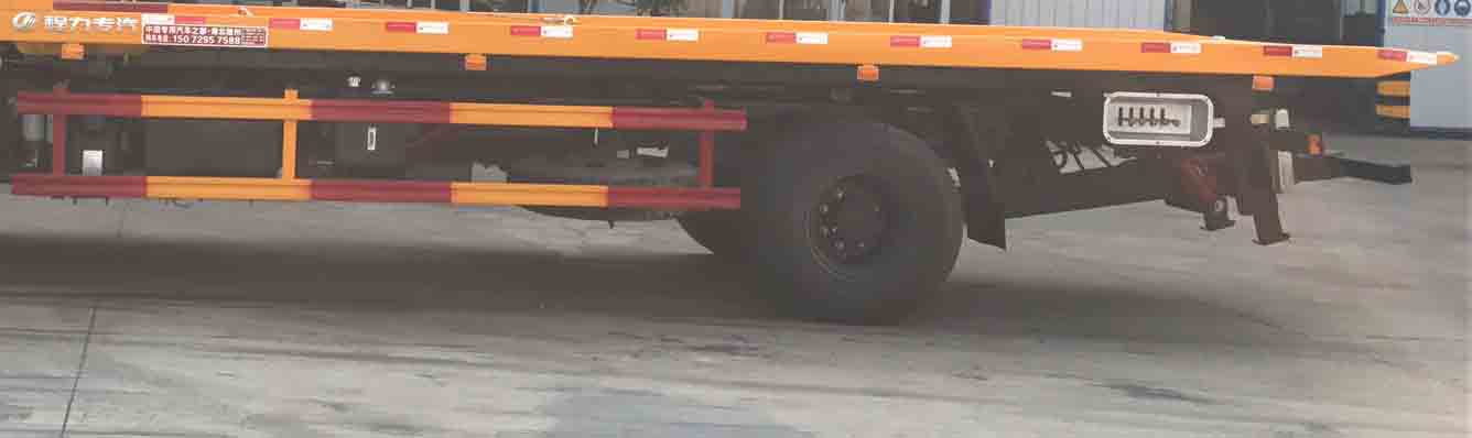 程力威牌CLW5122TQZD5型清障車