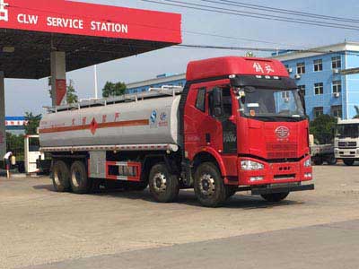 程力威牌CLW5320GYYC5型運油車