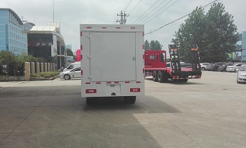 程力威牌CLW5046XXCB5型宣傳車