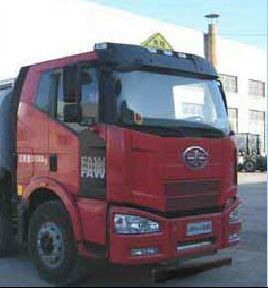 程力威牌CLW5311GYYLC5型鋁合金運油車