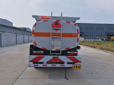 程力威牌CLW5070GJYC5型加油車