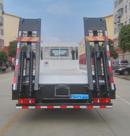 程力威牌CLW5167TPBD5型平板運輸車