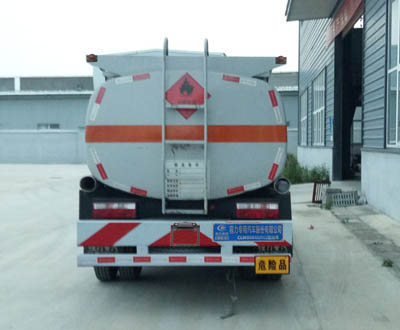 程力威牌CLW5081GJYC5型加油車