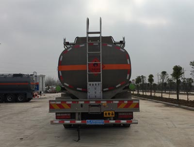 程力威牌CLW5320GYYLE5型鋁合金運油車