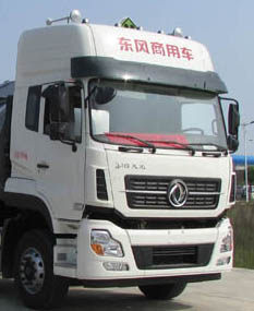 程力威牌CLW5320GYYLD5型鋁合金運油車