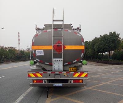 程力威牌CLW5320GYYLD5型鋁合金運油車