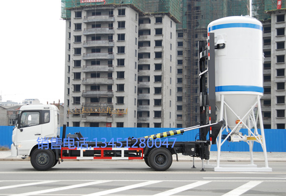 東風天錦砂漿筒倉背罐車
