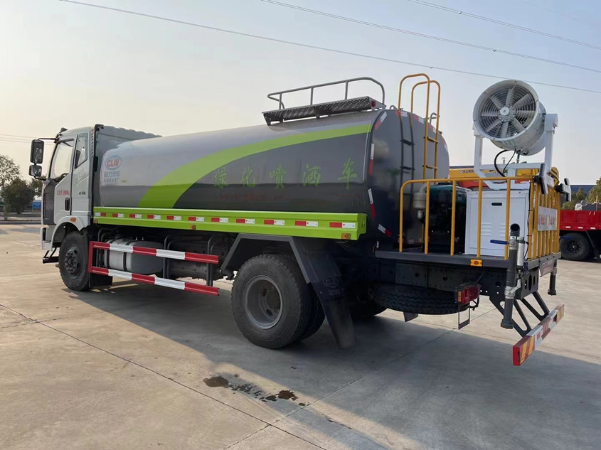 一汽解放J6灑水車(12-15噸)