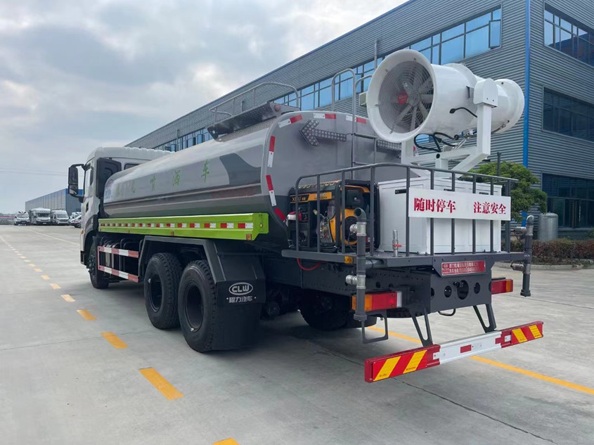 東風天龍大噸位灑水車(20噸)