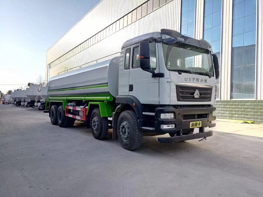 重汽汕德卡大噸位灑水車