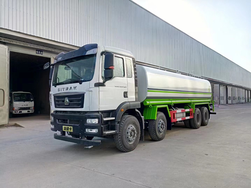 重汽汕德卡大噸位灑水車