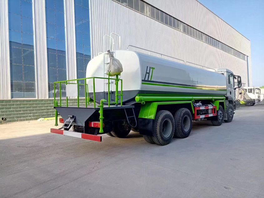 重汽汕德卡大噸位灑水車