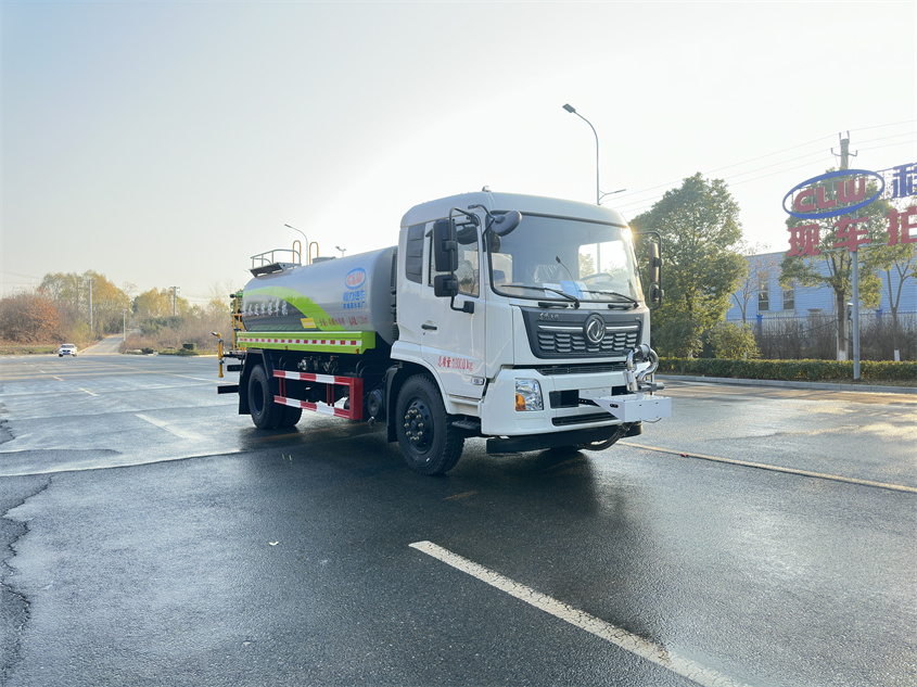 東風(fēng)天錦15噸灑水車