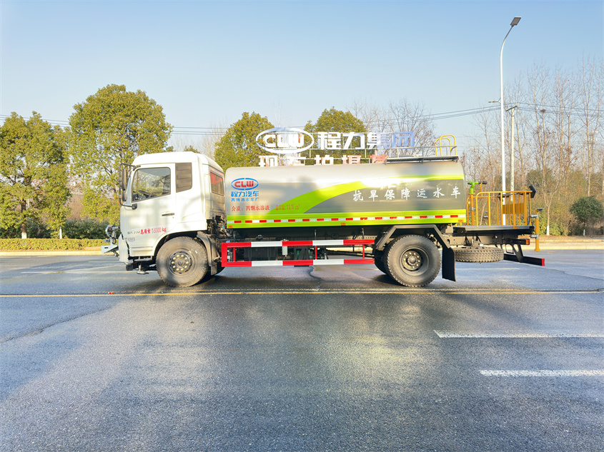 東風(fēng)天錦15噸灑水車