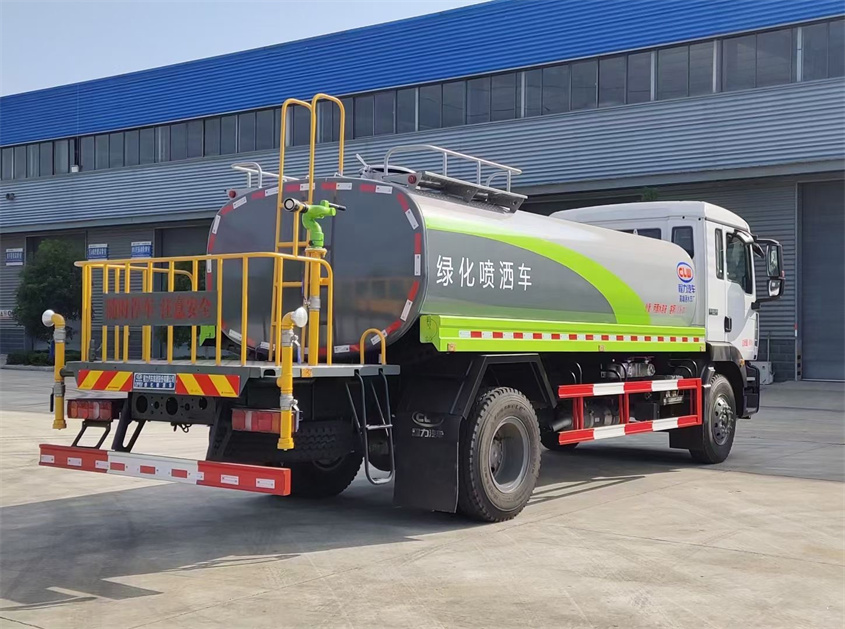 重汽汕德卡14噸多功能灑水車